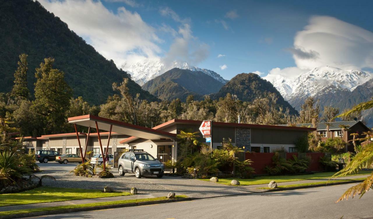 58 On Cron Motel Franz Josef Exteriör bild